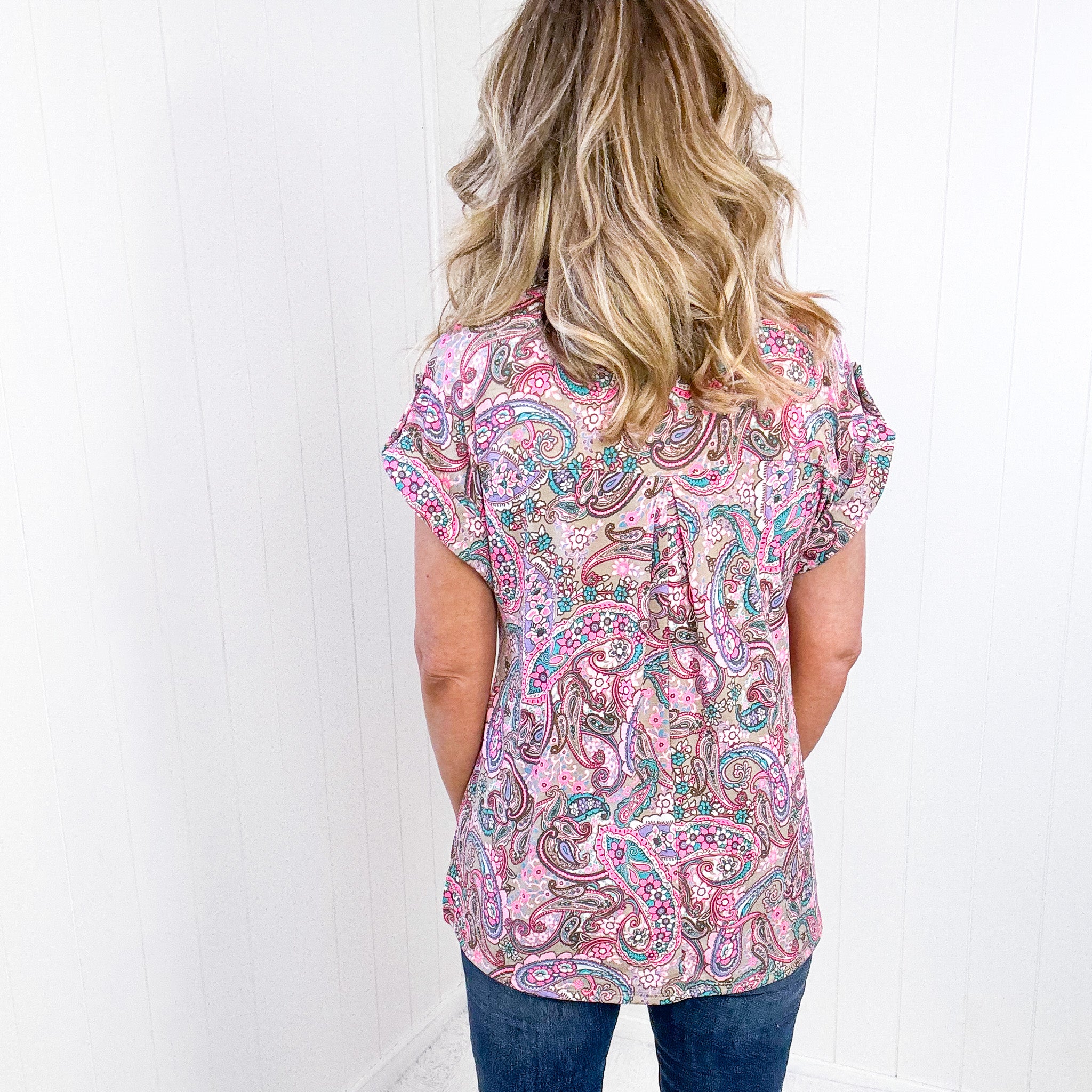 Dear Scarlett Lizzy Cap Sleeve Top in Pink Multi Paisley