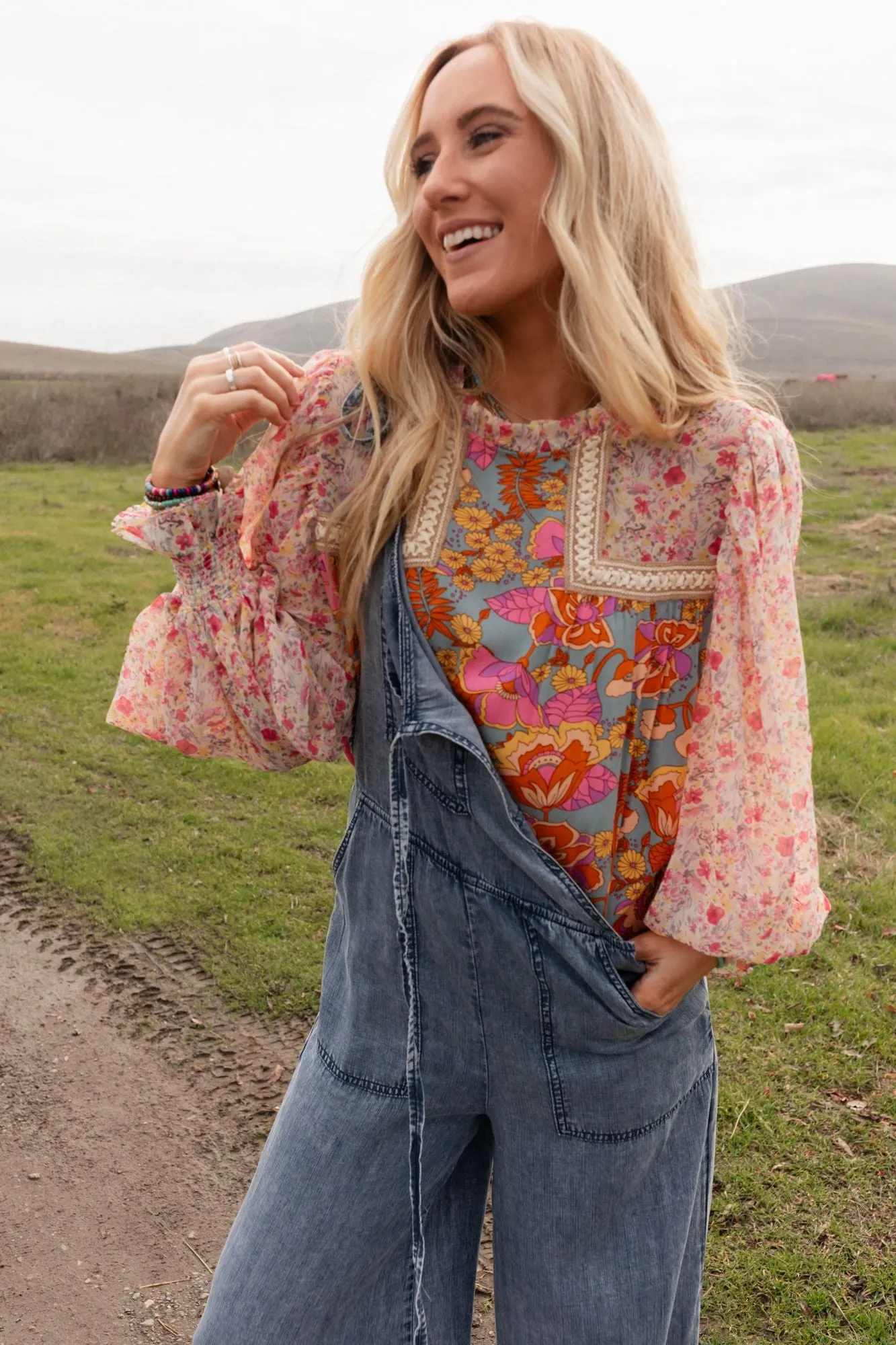 Flower Frenzy Bubble Sleeve Top - Sage Multi