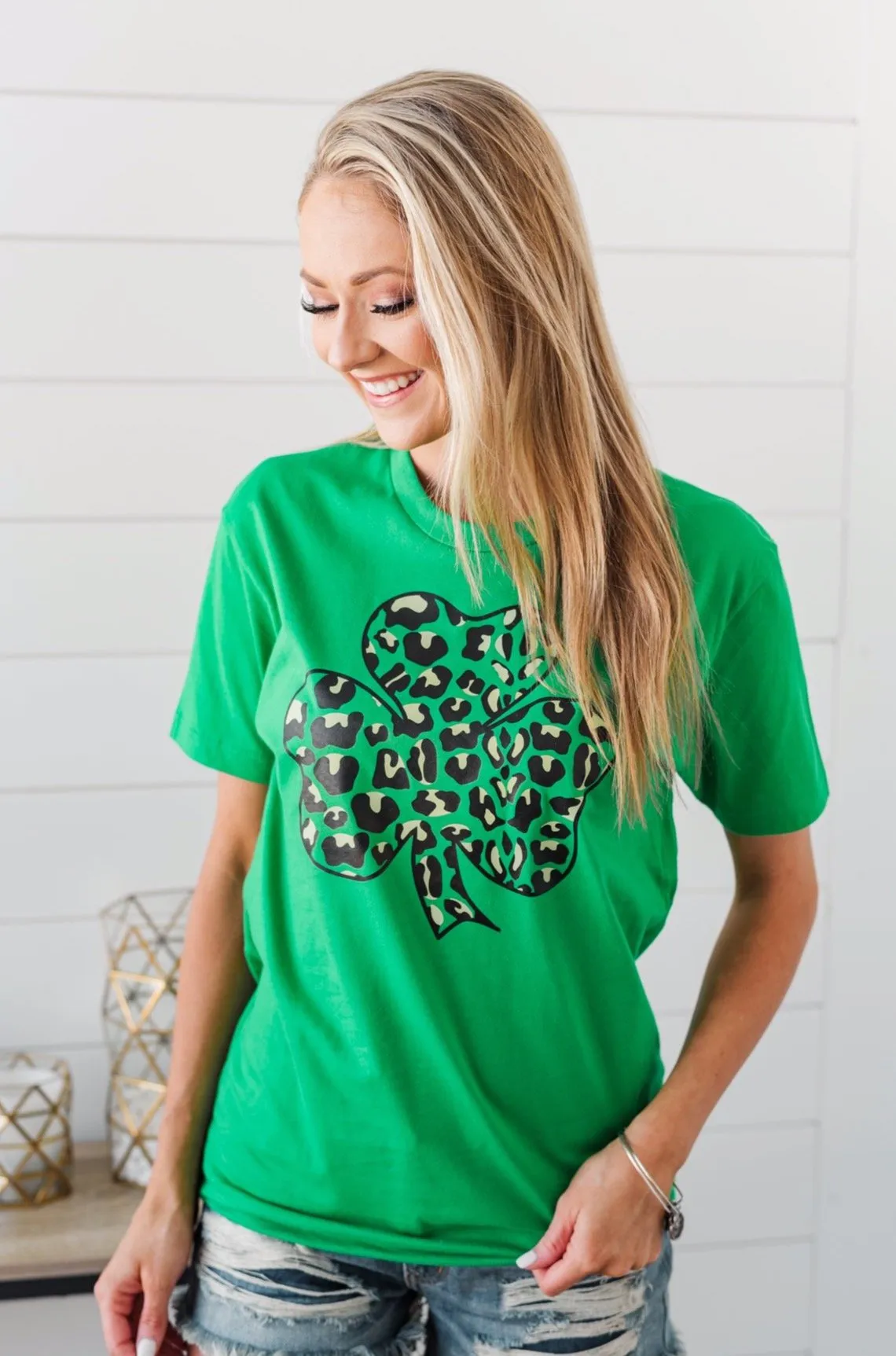 Leopard Shamrock Graphic Tee- Kelly Green