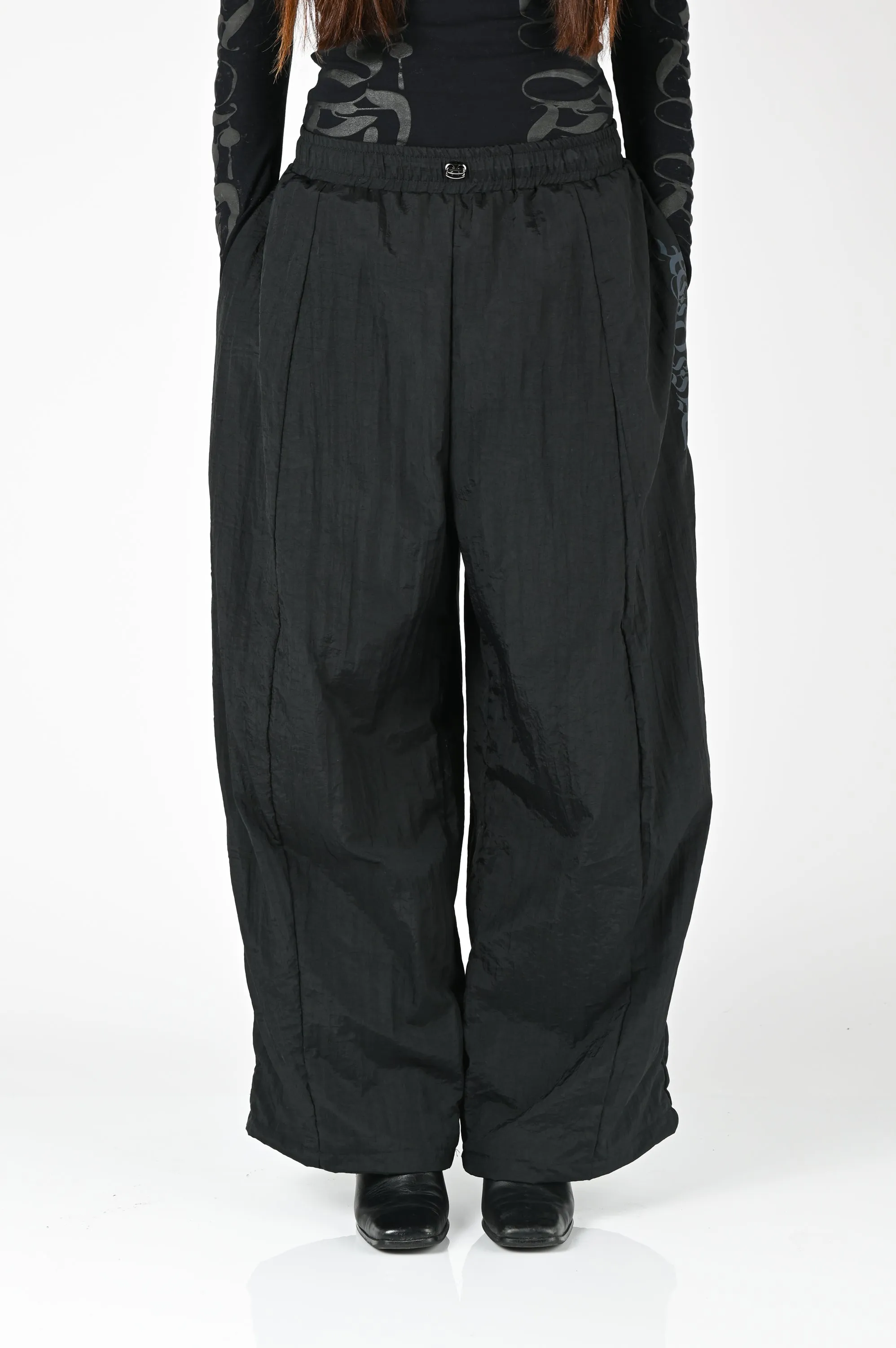 Posture 'Square' Trackpant in Black