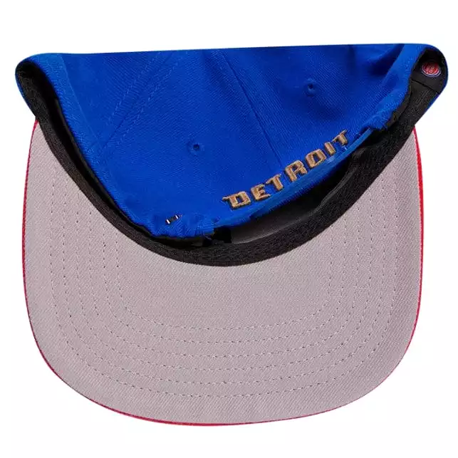 Pro Standard Detroit Pistons Sport Side Patch Wool Snapback (Blue/Red)