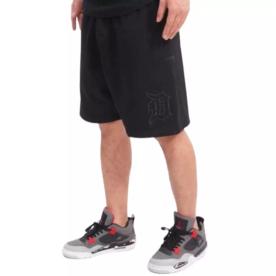 Pro Standard Detroit Tigers Relaxed Fleece Short (Black) LDT337632-BLK