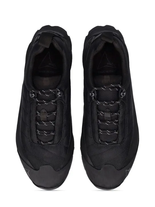 Roa   Katharina tech & leather sneakers 