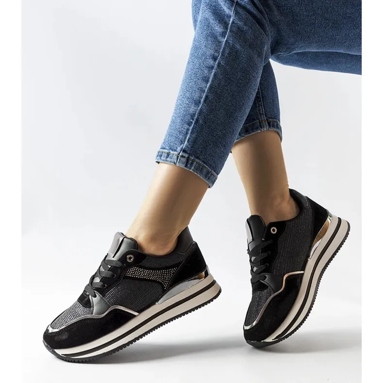 Shiny black sneakers from Enola