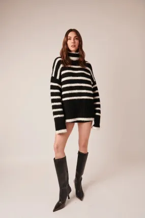 Tabby Sweater - Black/Swan