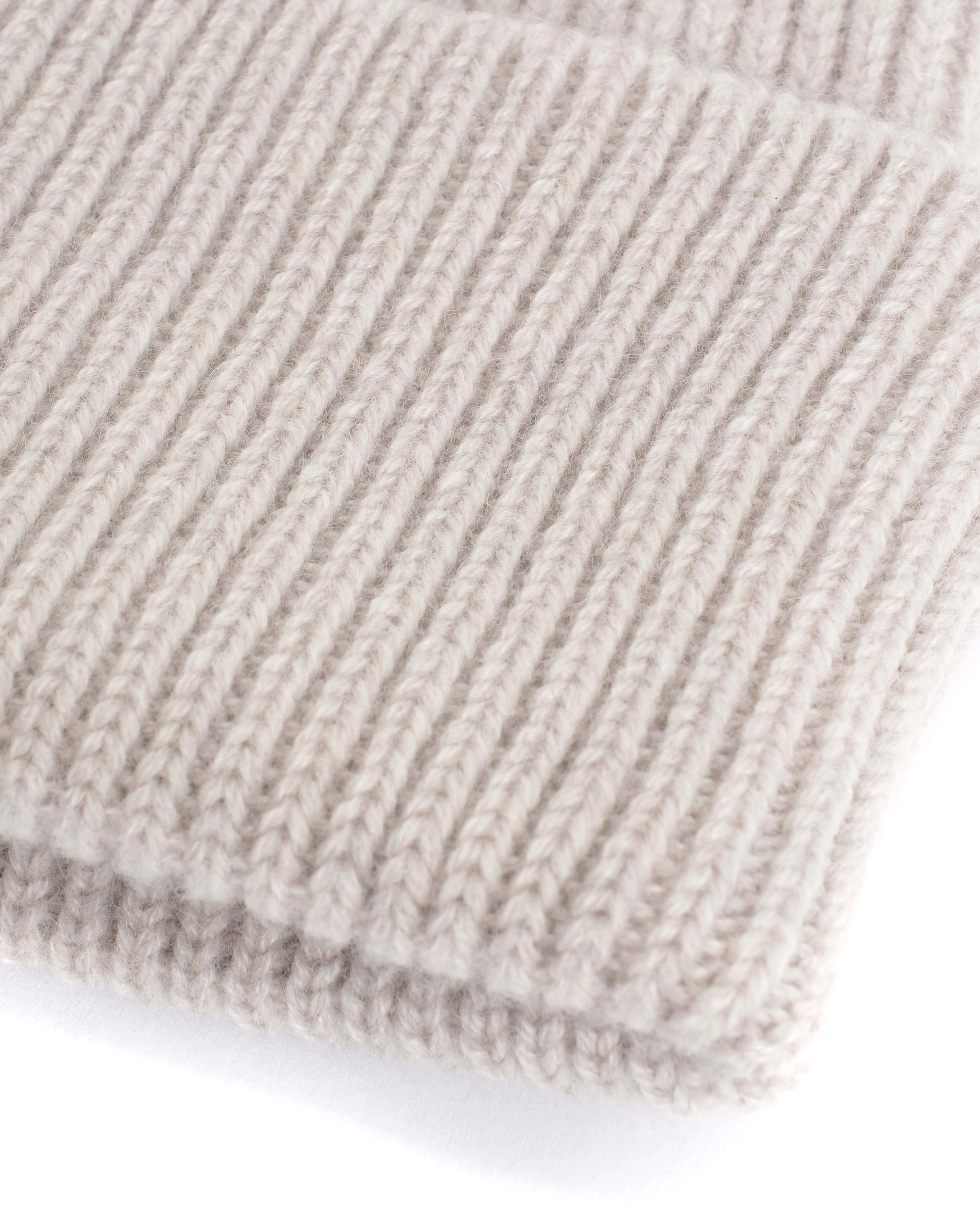 Vinni beanie 100% cashmere Ivory